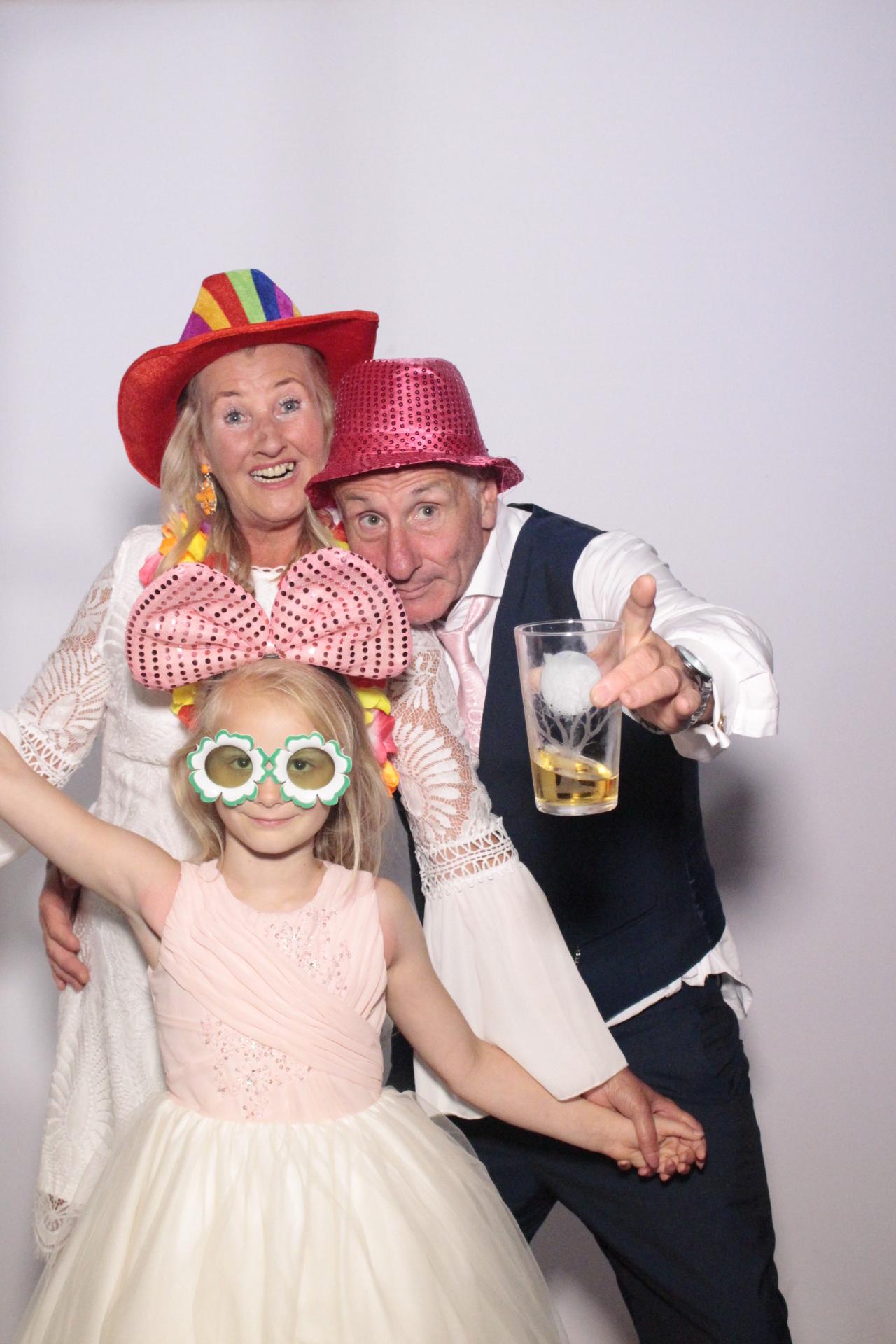 Gemma & Scott's Wedding | View more photos from the event at gallery.myphotoboothexperience.co.uk/u/MyPhotoBoothExperienceLtd/Gemma-Scotts-Wedding